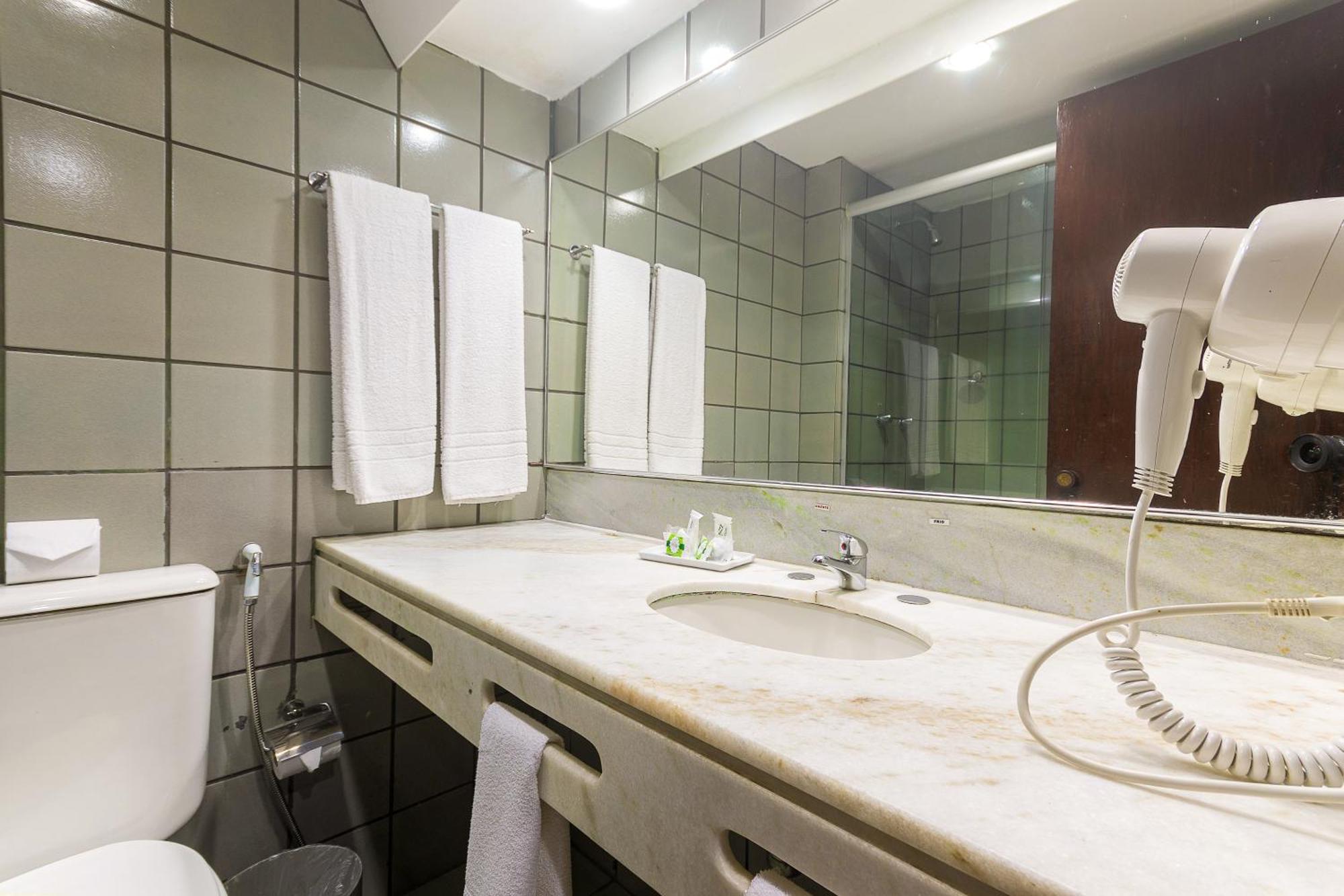 Hotel Golden Park Aeroporto 3*